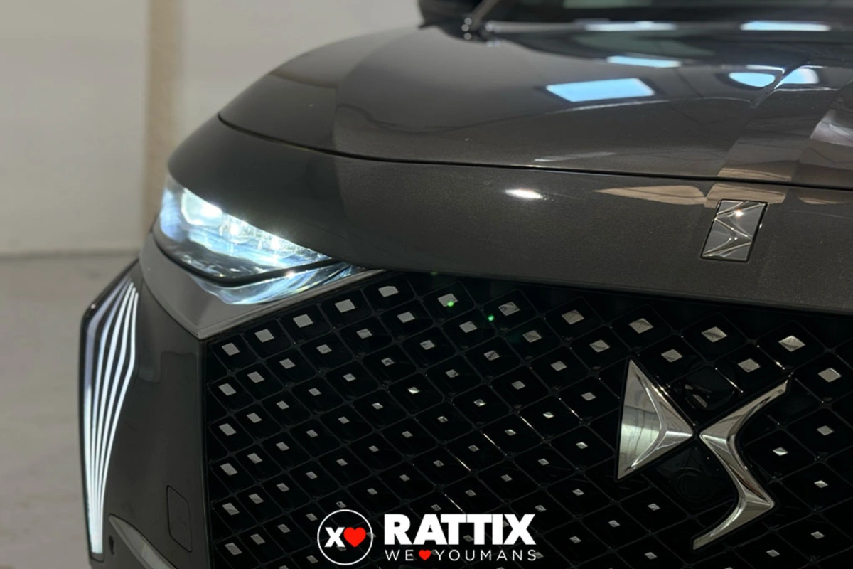 DS7 1.6 e-tense phev Rivoli 225cv auto DS7 1.6 e-tense phev Rivoli 225cv auto